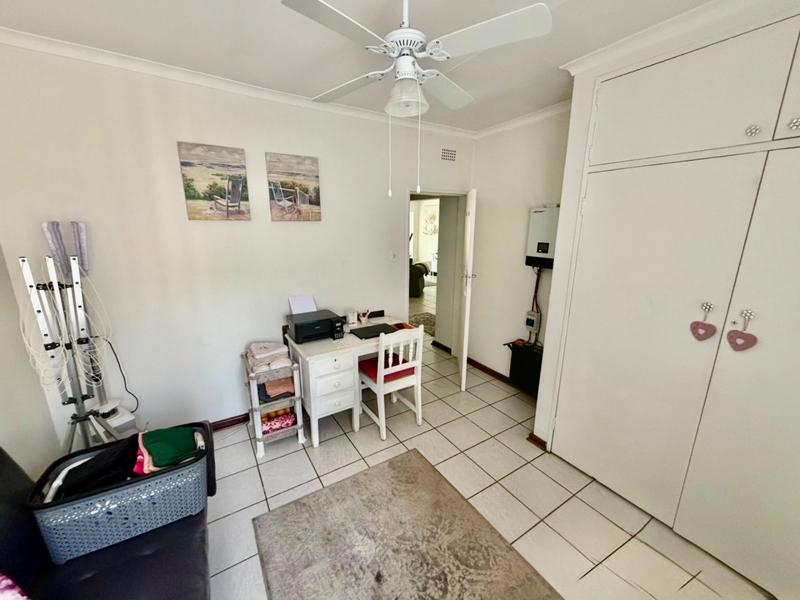 2 Bedroom Property for Sale in Flora Gardens Gauteng