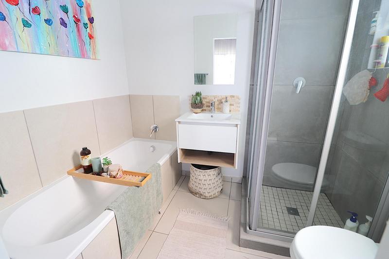 2 Bedroom Property for Sale in Craigavon Gauteng
