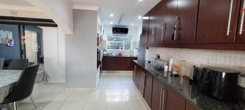 4 Bedroom Property for Sale in Bassonia Gauteng