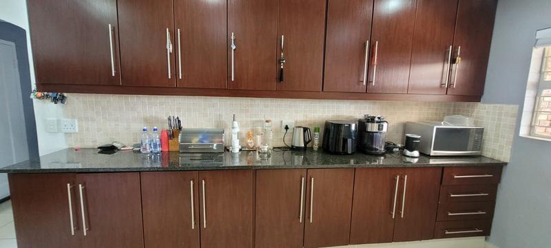 4 Bedroom Property for Sale in Bassonia Gauteng