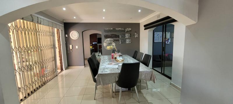4 Bedroom Property for Sale in Bassonia Gauteng