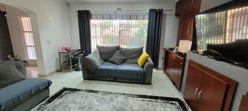 4 Bedroom Property for Sale in Bassonia Gauteng