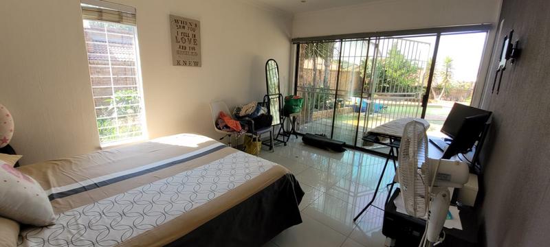4 Bedroom Property for Sale in Bassonia Gauteng