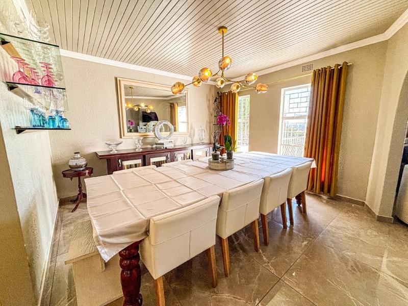 7 Bedroom Property for Sale in Glenvista Gauteng