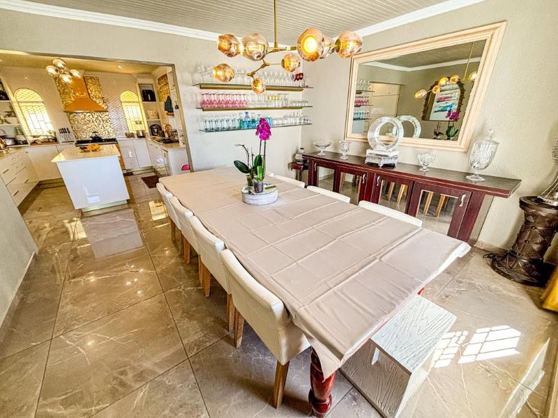 7 Bedroom Property for Sale in Glenvista Gauteng