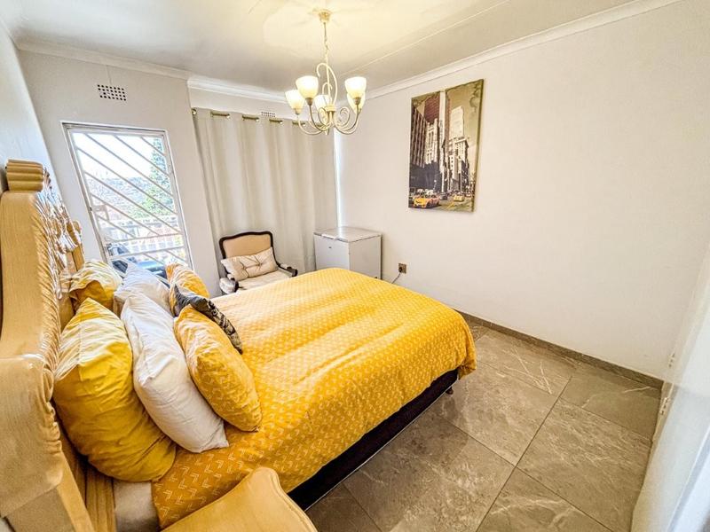 7 Bedroom Property for Sale in Glenvista Gauteng