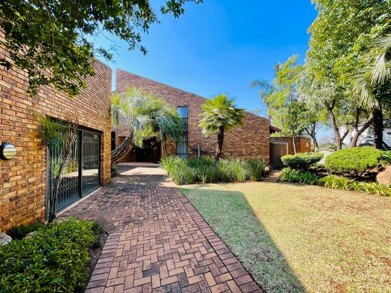 3 Bedroom Property for Sale in Glenvista Gauteng