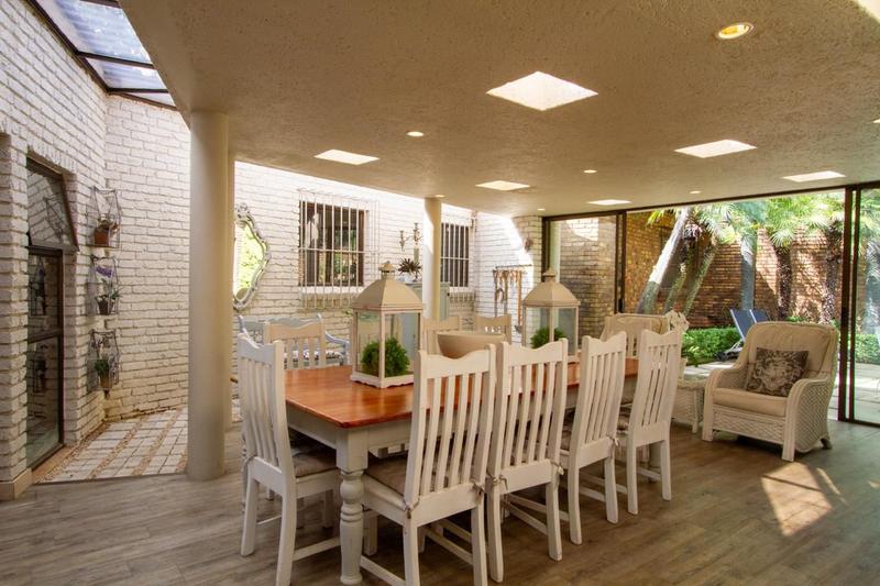 3 Bedroom Property for Sale in Glenvista Gauteng