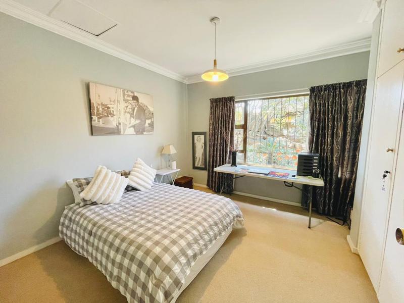 3 Bedroom Property for Sale in Glenvista Gauteng