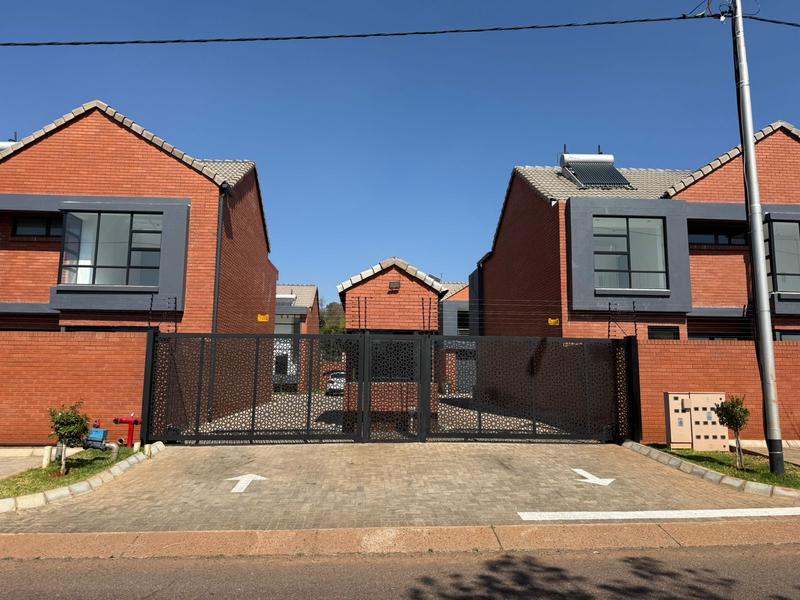 3 Bedroom Property for Sale in Erasmia Gauteng