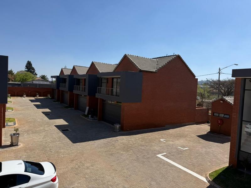 3 Bedroom Property for Sale in Erasmia Gauteng