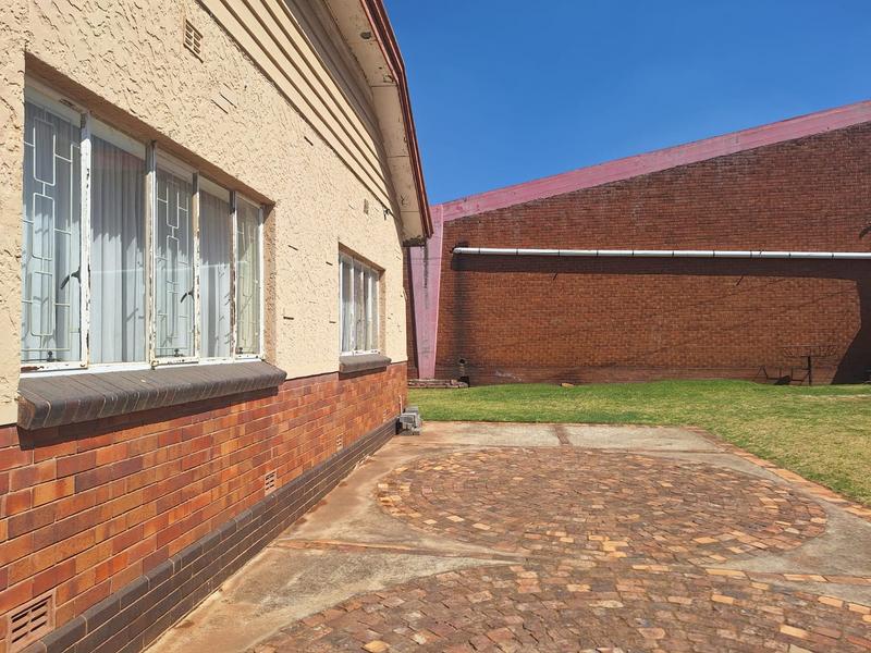 3 Bedroom Property for Sale in Brakpan Central Gauteng