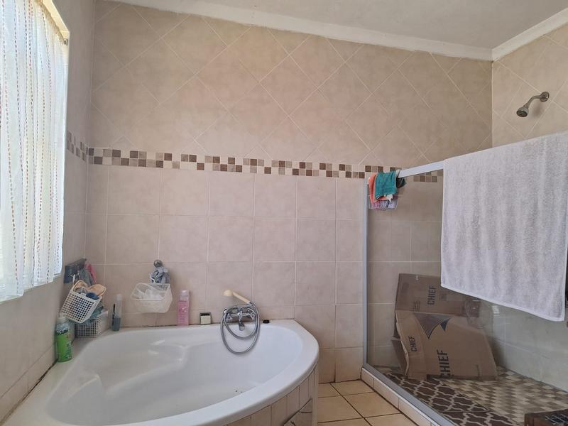 3 Bedroom Property for Sale in Brakpan Central Gauteng