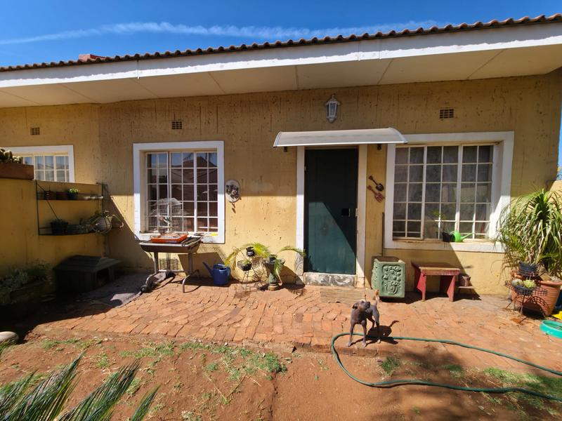 2 Bedroom Property for Sale in Kookrus Gauteng