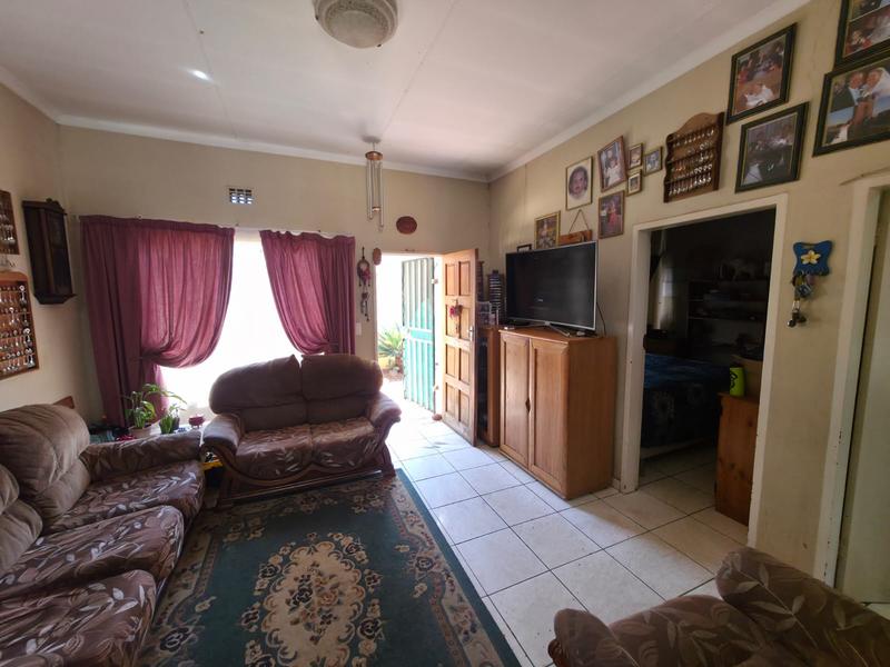 2 Bedroom Property for Sale in Kookrus Gauteng