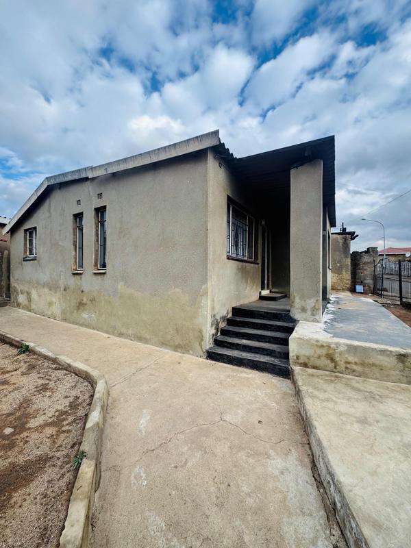 3 Bedroom Property for Sale in Diepkloof Zone 6 Gauteng
