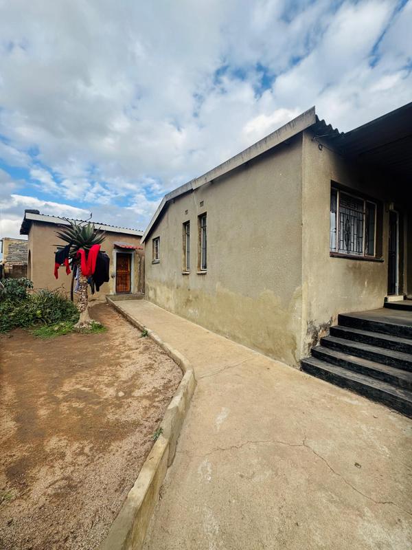 3 Bedroom Property for Sale in Diepkloof Zone 6 Gauteng