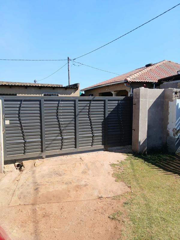 2 Bedroom Property for Sale in Orange Farm Gauteng