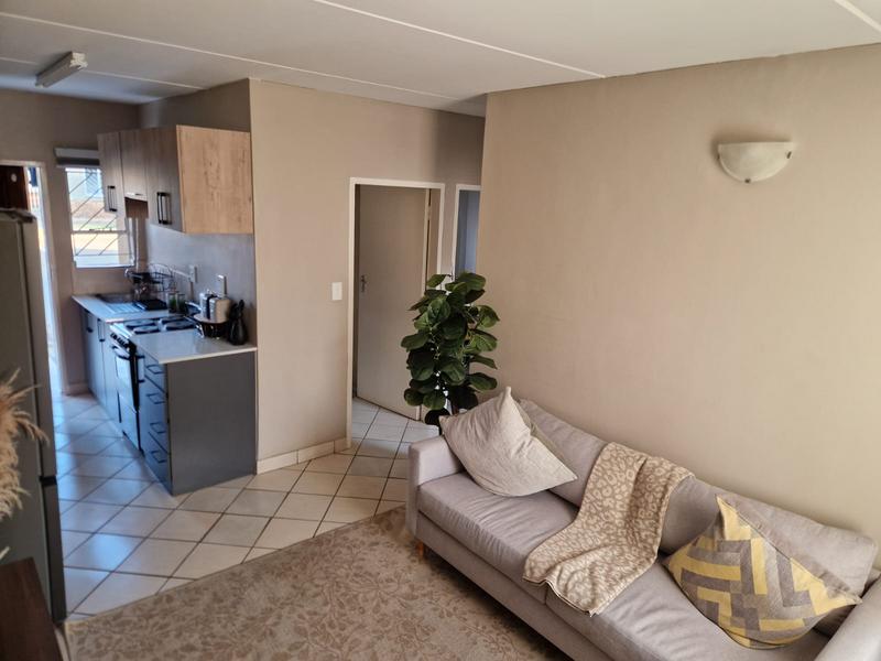 2 Bedroom Property for Sale in Protea Glen Gauteng
