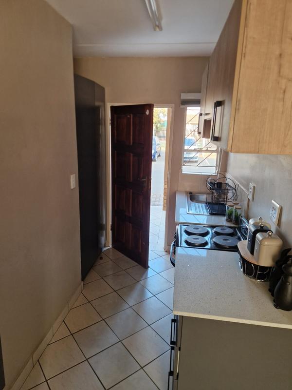 2 Bedroom Property for Sale in Protea Glen Gauteng