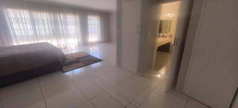 4 Bedroom Property for Sale in Witpoortjie Gauteng