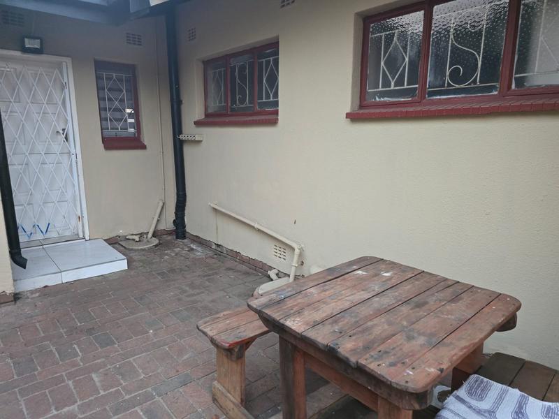 To Let 4 Bedroom Property for Rent in Glen Marais Gauteng