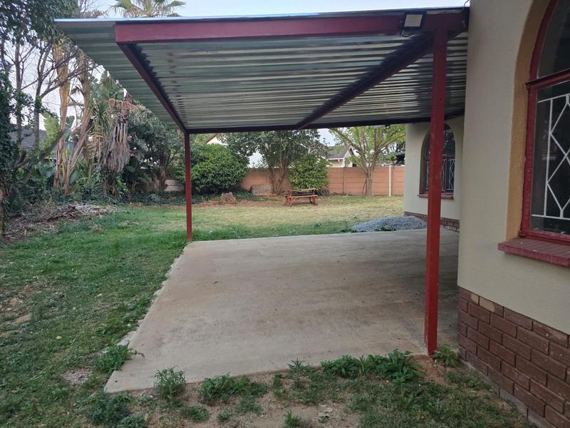 To Let 4 Bedroom Property for Rent in Glen Marais Gauteng