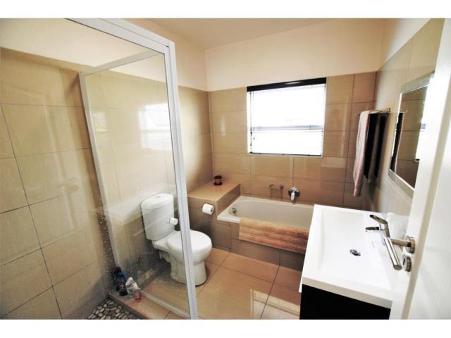 To Let 2 Bedroom Property for Rent in Edenburg Gauteng