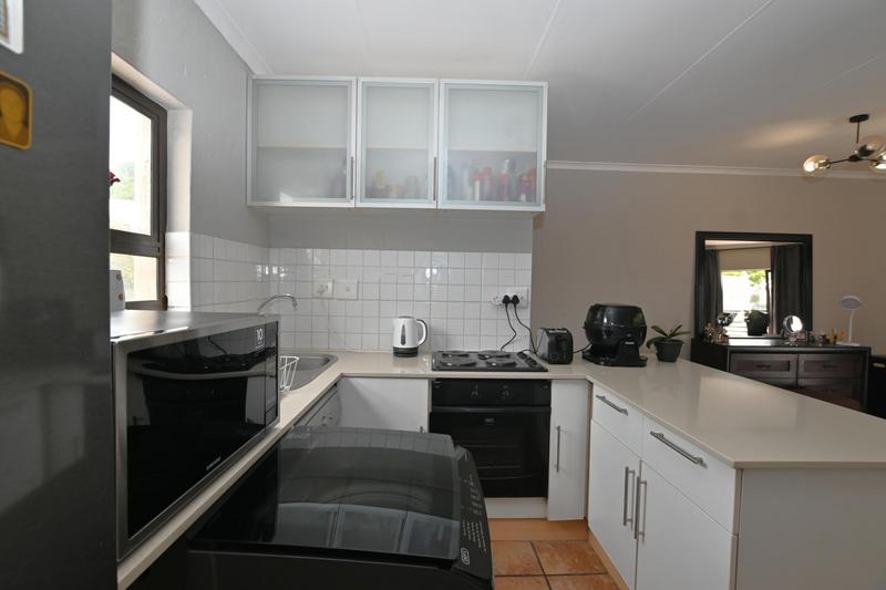 To Let 1 Bedroom Property for Rent in Paulshof Gauteng