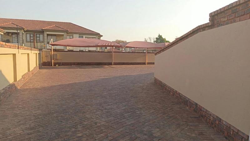 To Let 3 Bedroom Property for Rent in Comet Gauteng