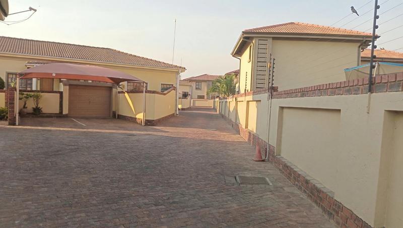 To Let 3 Bedroom Property for Rent in Comet Gauteng