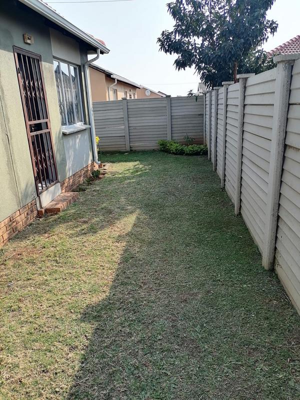 To Let 2 Bedroom Property for Rent in Savanna City Gauteng