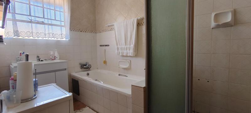To Let 2 Bedroom Property for Rent in Norton Park Gauteng