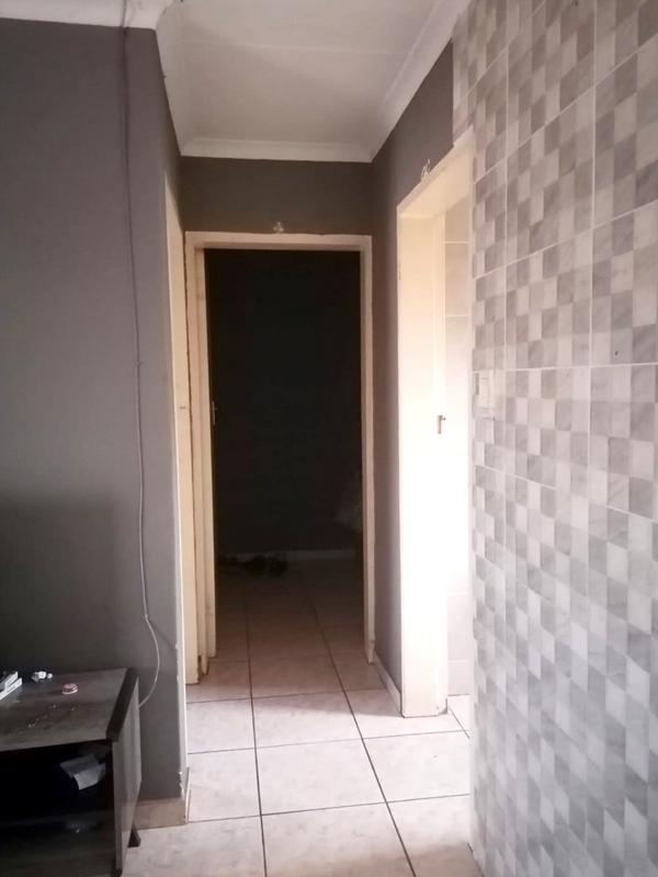 2 Bedroom Property for Sale in Bram Fischerville Gauteng
