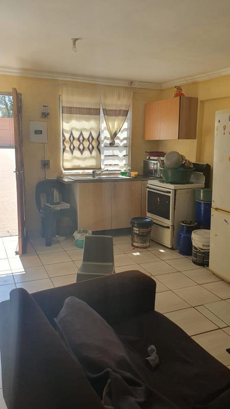 To Let 1 Bedroom Property for Rent in Primrose Gauteng