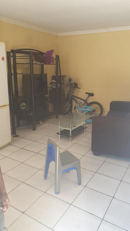 To Let 1 Bedroom Property for Rent in Primrose Gauteng