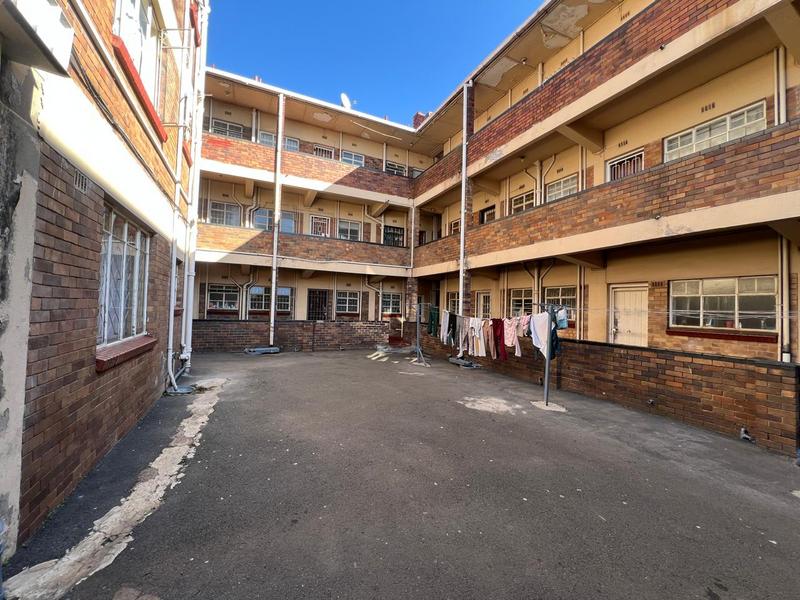 1 Bedroom Property for Sale in Kenilworth Gauteng