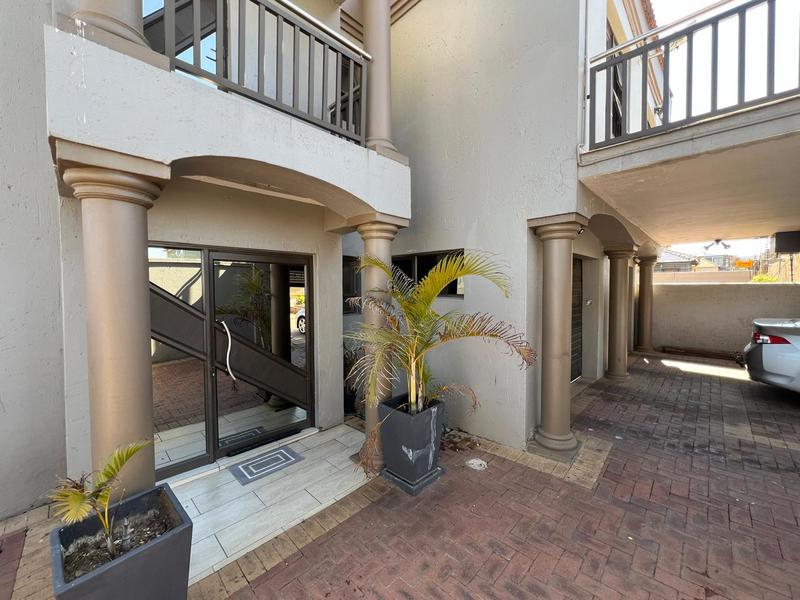 5 Bedroom Property for Sale in Alveda Park Gauteng