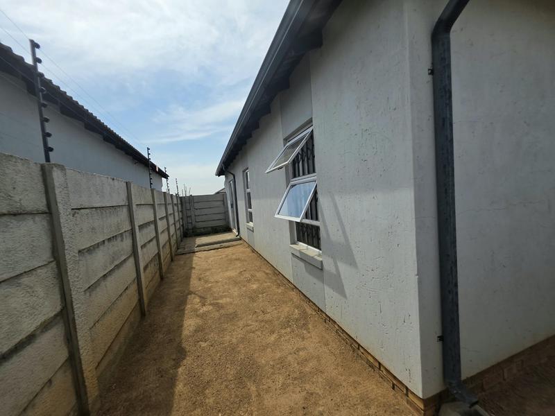3 Bedroom Property for Sale in Crystal Park Gauteng