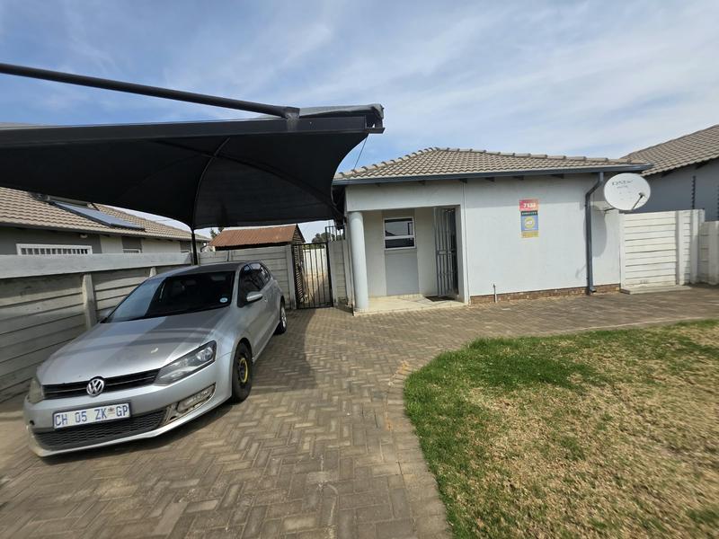 3 Bedroom Property for Sale in Crystal Park Gauteng