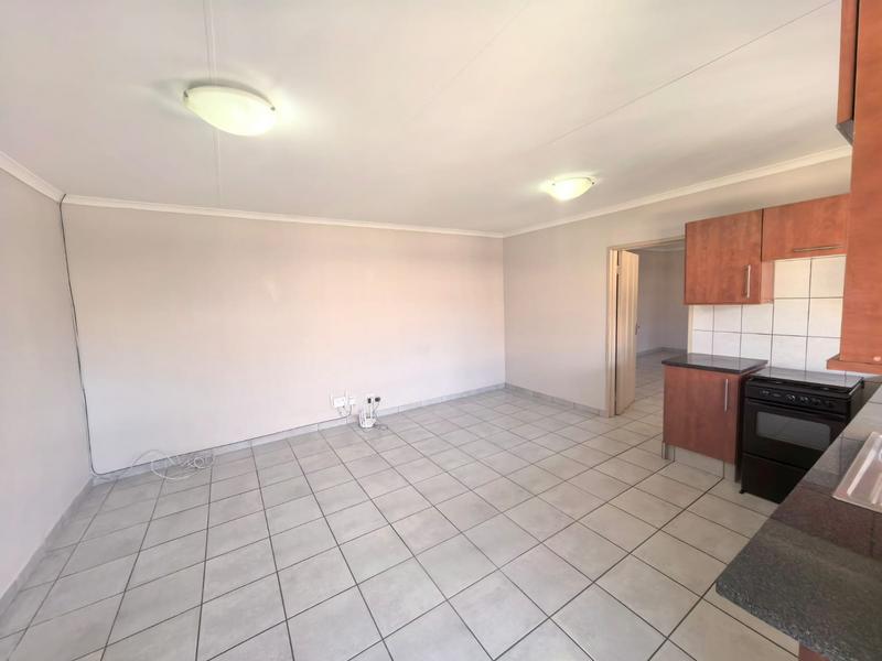To Let 1 Bedroom Property for Rent in Edenvale Gauteng