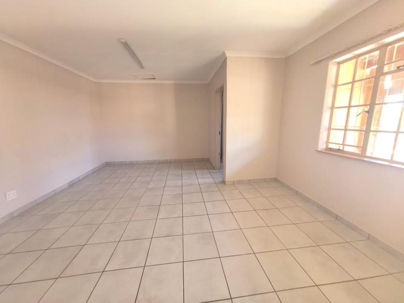 To Let 1 Bedroom Property for Rent in Edenvale Gauteng