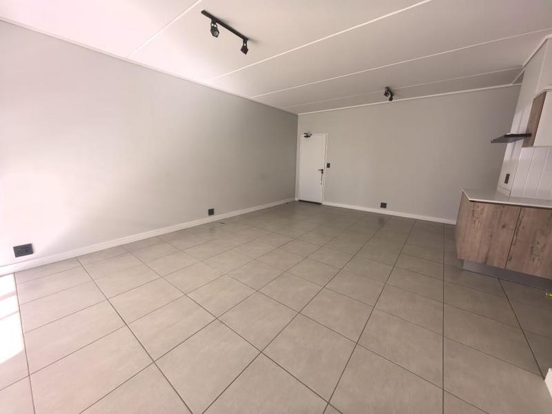 To Let 3 Bedroom Property for Rent in Modderfontein Gauteng