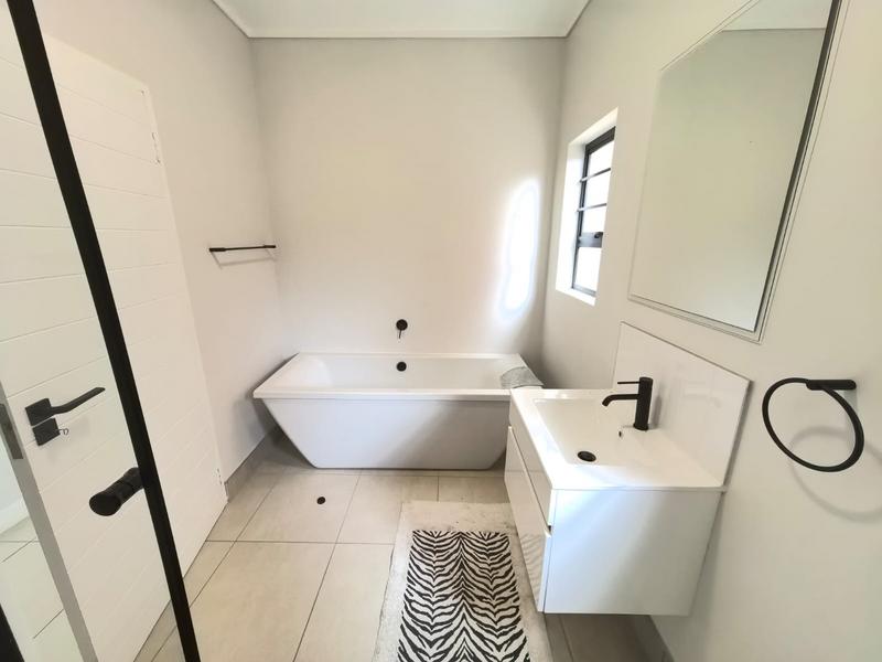 To Let 3 Bedroom Property for Rent in Modderfontein Gauteng