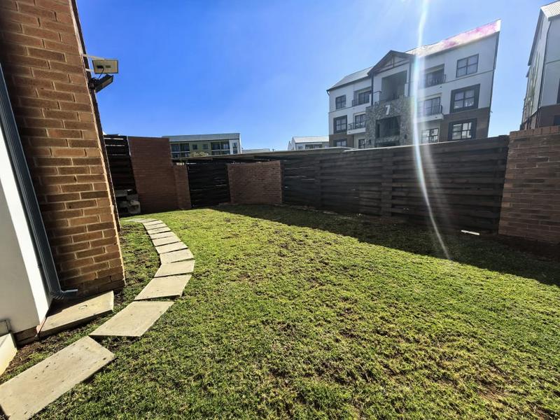 To Let 3 Bedroom Property for Rent in Modderfontein Gauteng