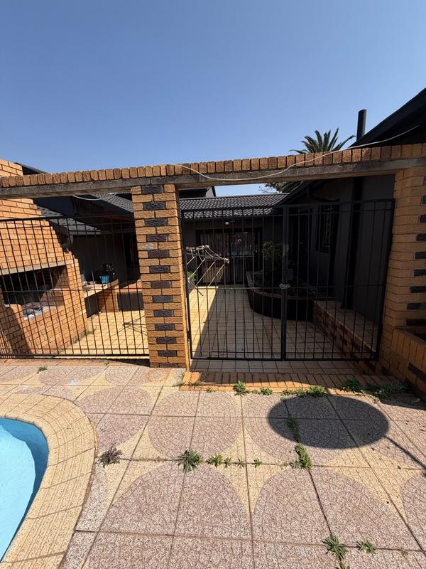3 Bedroom Property for Sale in Naturena Gauteng