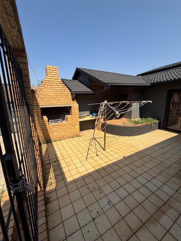 3 Bedroom Property for Sale in Naturena Gauteng