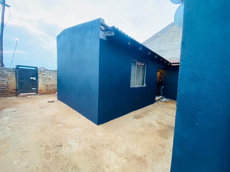 2 Bedroom Property for Sale in Protea Glen Gauteng