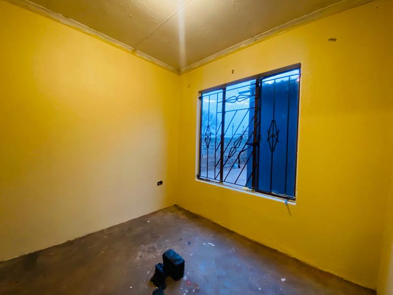 2 Bedroom Property for Sale in Protea Glen Gauteng