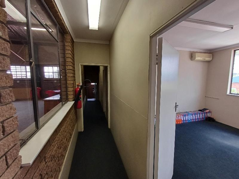 To Let Commercial Property for Rent in Hennopspark Gauteng